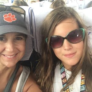 Meet your Posher, Jaye